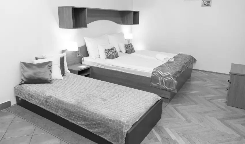 Hotel Anna Villa Balatonf�ldv�r - Okt�ber 23. (min. 2 �j)