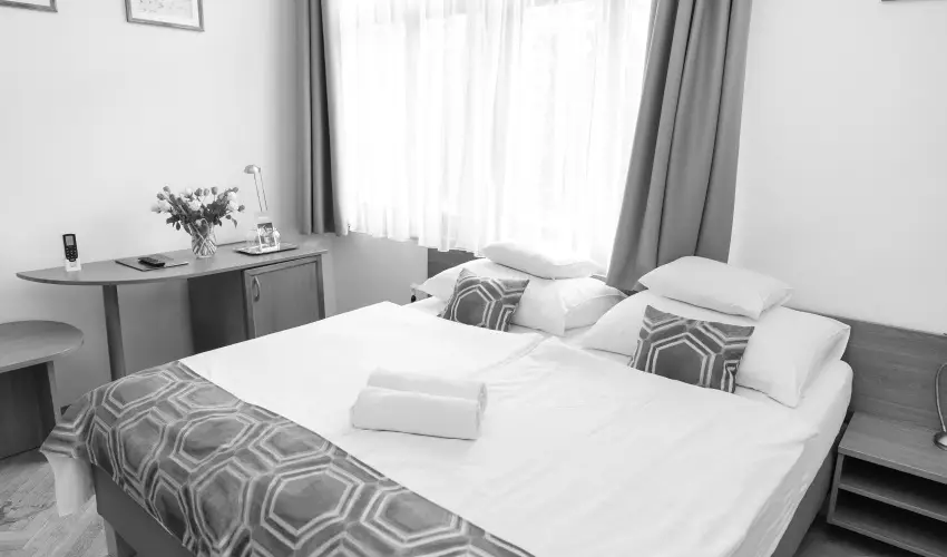 Hotel Anna Villa Balatonf�ldv�r - Okt�ber 23. (min. 2 �j)
