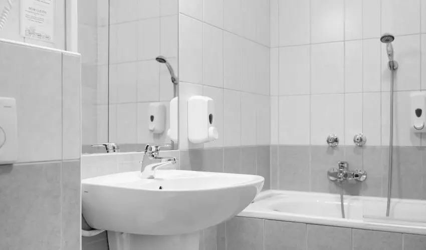 Hotel Anna Villa Balatonf�ldv�r - Okt�ber 23. (min. 2 �j)