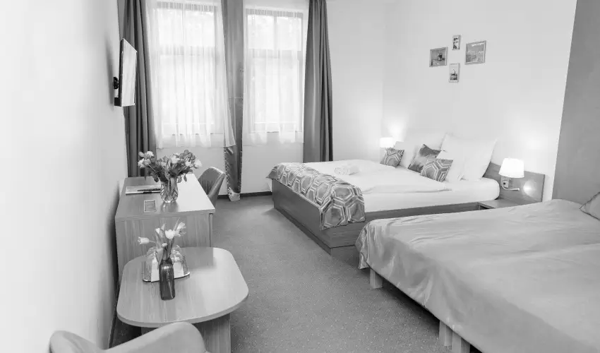 Hotel Anna Villa Balatonf�ldv�r - Okt�ber 23. (min. 2 �j)