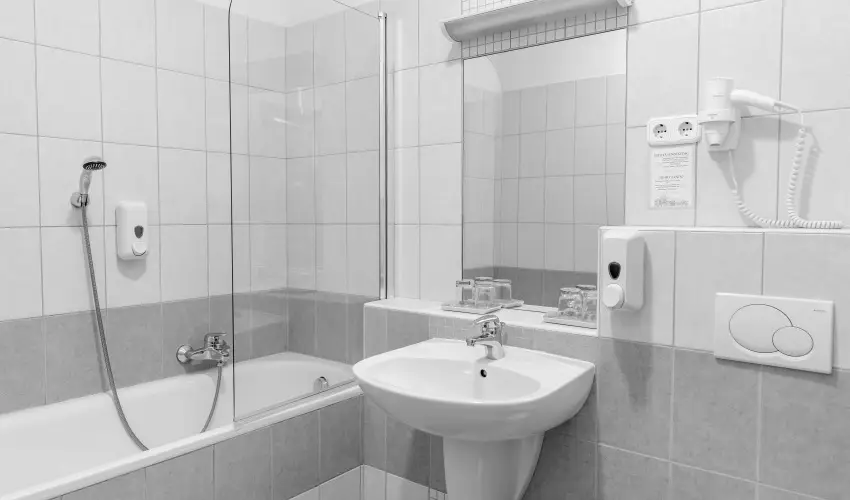 Hotel Anna Villa Balatonf�ldv�r - Okt�ber 23. (min. 2 �j)