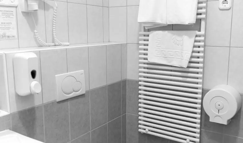 Hotel Anna Villa Balatonf�ldv�r - Okt�ber 23. (min. 2 �j)