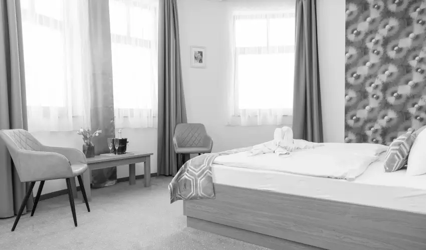 Hotel Anna Villa Balatonf�ldv�r - Okt�ber 23. (min. 2 �j)