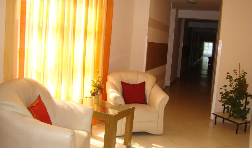 Therm�l Apartmanh�z Kom�rom - Okt�ber 23.