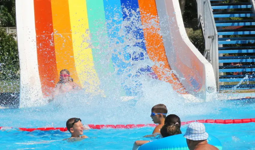 Therm�l Apartmanh�z Kom�rom - Okt�ber 23.