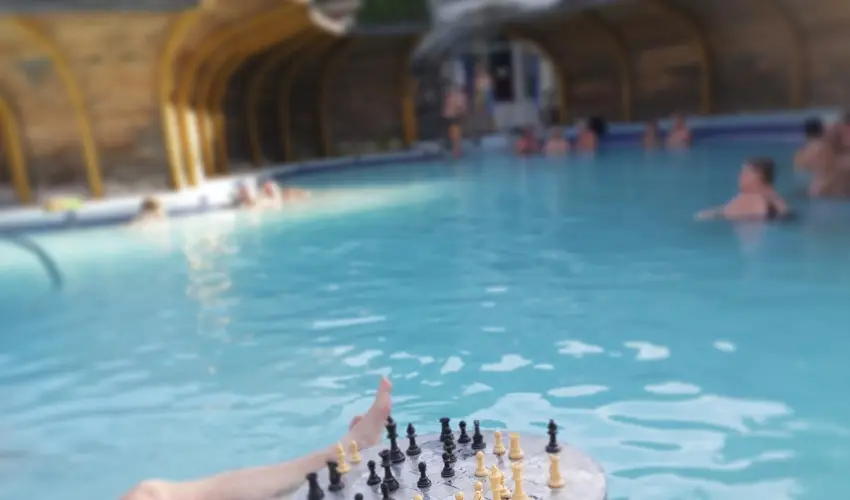 Therm�l Apartmanh�z Kom�rom - Okt�ber 23.