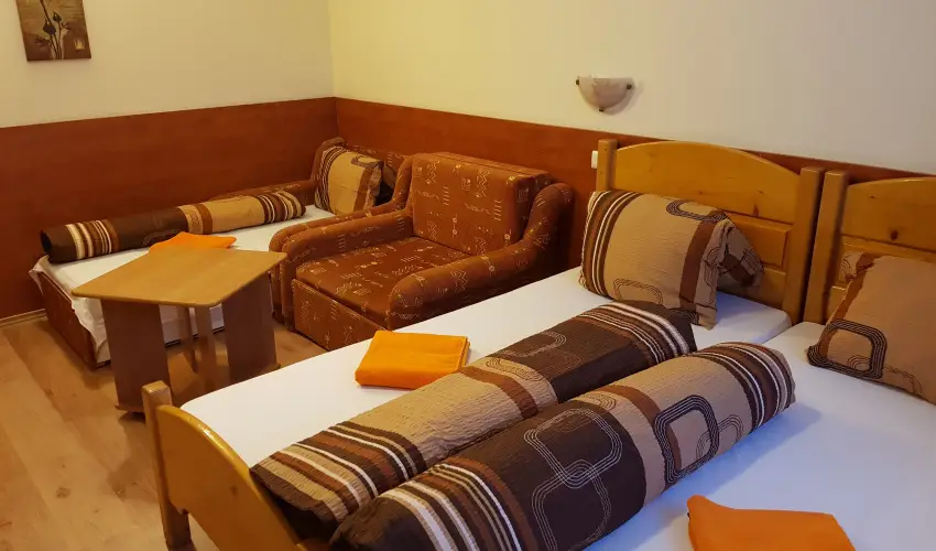 Hungria Panzi Miskolctapolca - Oktber 23. 