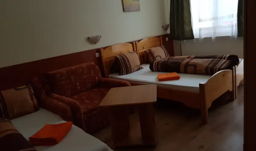 Hungria Panzi Miskolctapolca - Oktber 23. 