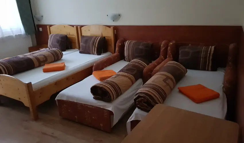 Hungria Panzi Miskolctapolca - Oktber 23. 