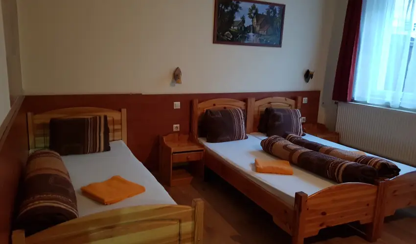 Hungria Panzi Miskolctapolca - Oktber 23. 