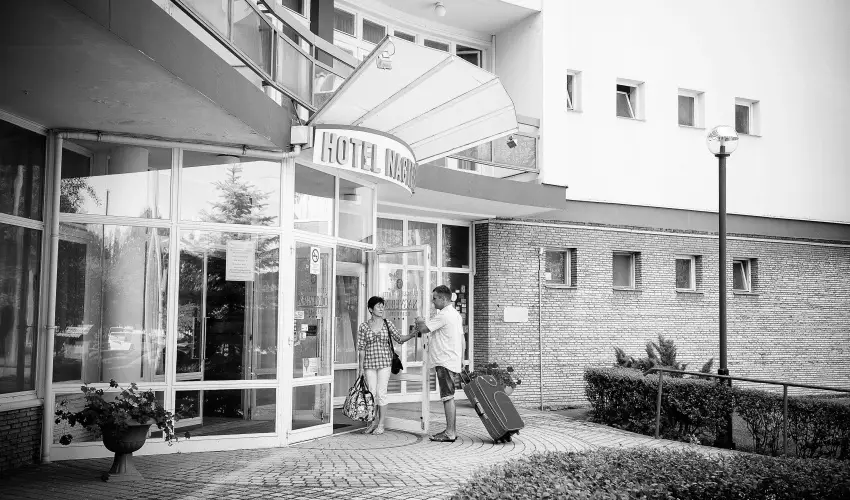 Hotel Nagyerd� Debrecen - Okt�ber 23.