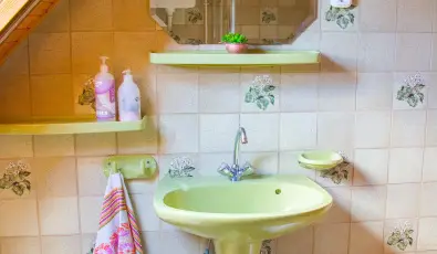 Huszr Vendghz rvnyes