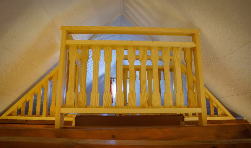 Huszr Vendghz rvnyes - Oktber 23. (min. 2 j)