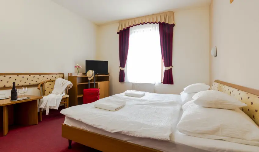 Hotel Imperial Gygyszll Kiskrs - Oktber 23.