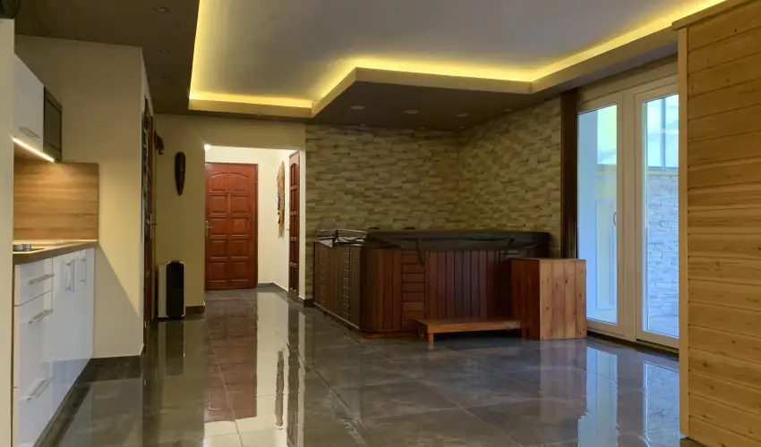 The Jakuzzi Room Miskolctapolca - Okt�ber 23. (min. 2 �j)