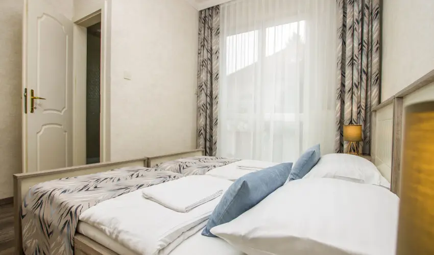 Jrja Panzi Hajdszoboszl - Oktber 23. (min. 2 j)