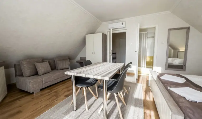 Jrja Panzi Hajdszoboszl - Oktber 23. (min. 2 j)