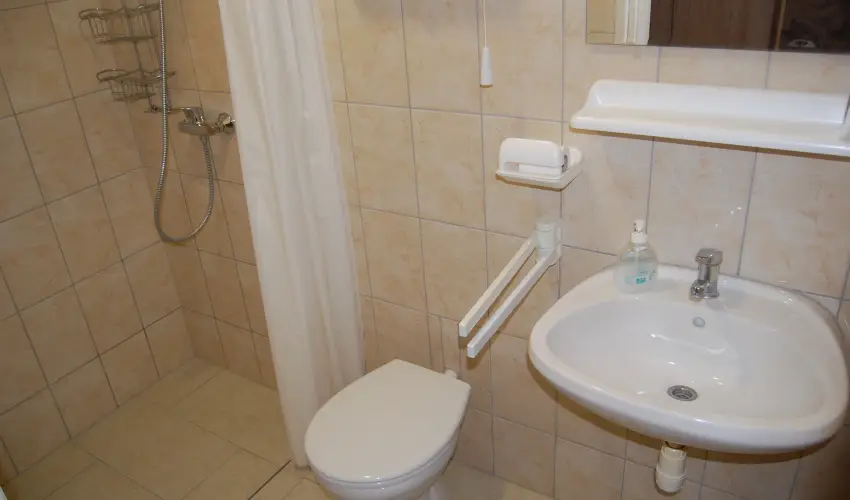 Judit Panzi Tapolca-Gyulakeszi - Oktber 23. (min. 2 j)