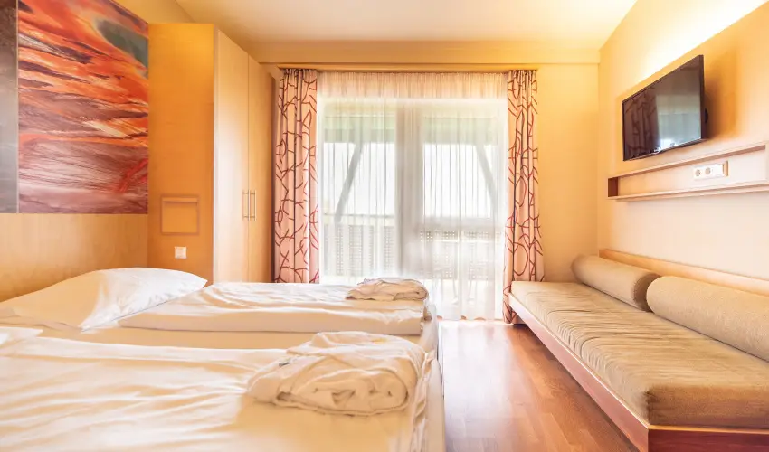 Vulkn Wellness Hotel s Kemping Celldmlk - Oktber 23. (min. 2 j)