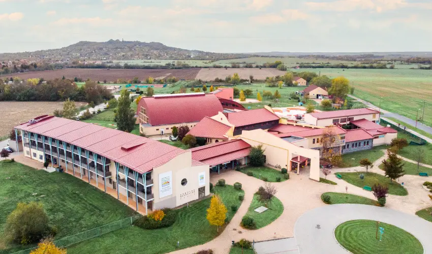 Vulkn Wellness Hotel s Kemping Celldmlk - Oktber 23. (min. 2 j)