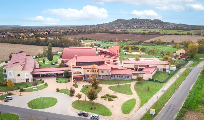 Vulkn Wellness Hotel s Kemping Celldmlk - Oktber 23. (min. 2 j)