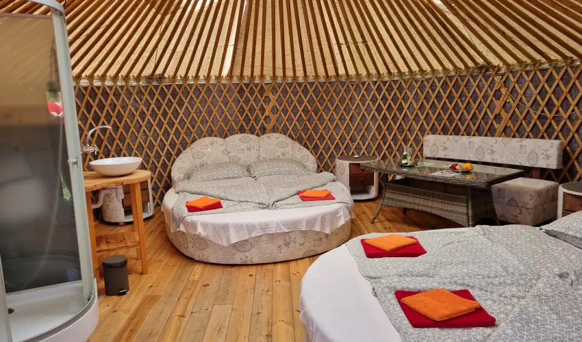 Jurta Spirit Hotel Balatongyrk - Oktber 23. 