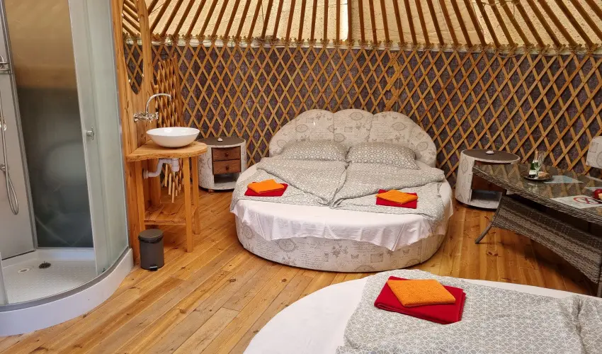 Jurta Spirit Hotel Balatongyrk - Oktber 23. 