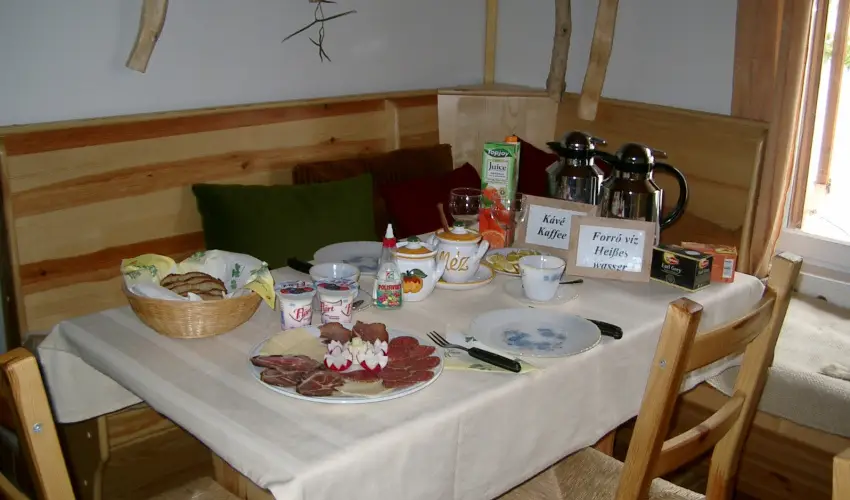 Kaktusz Villa H�v�z - Okt�ber 23. (min. 2 �j)