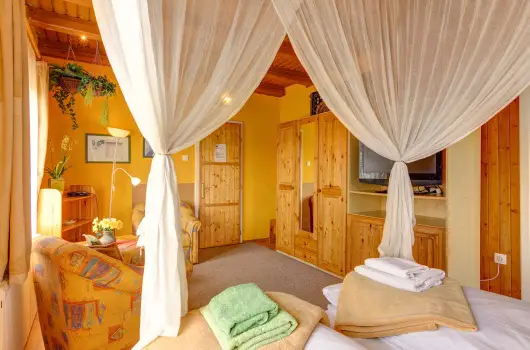 Kaktusz Villa - Okt�ber 23. (min. 2 �j)