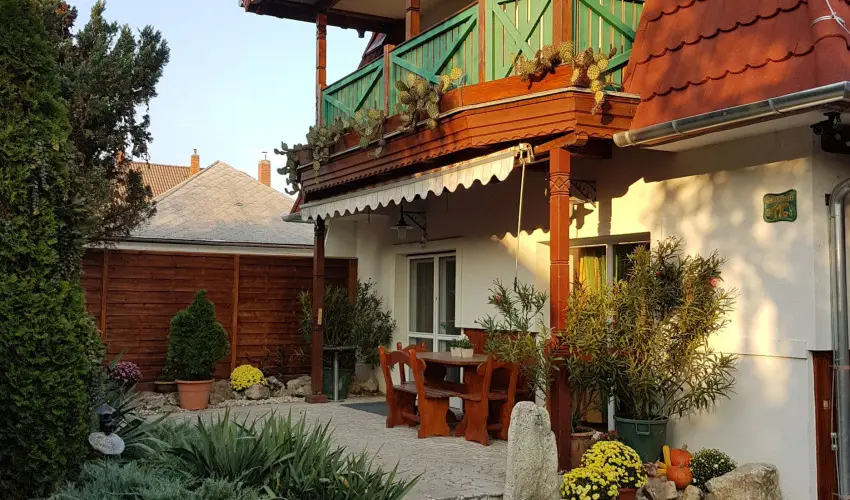 Kaktusz Villa H�v�z - Okt�ber 23. (min. 2 �j)