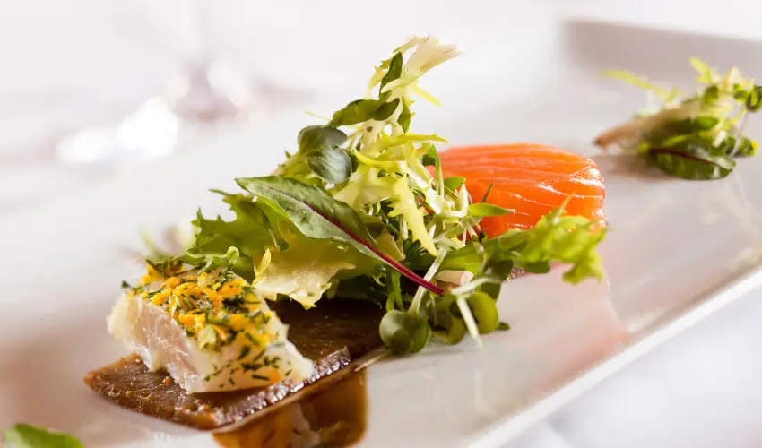 Krolyi Kastly Hotel & Restaurant  Fehrvrcsurg - Oktber 23. - specilis elrefizetssel