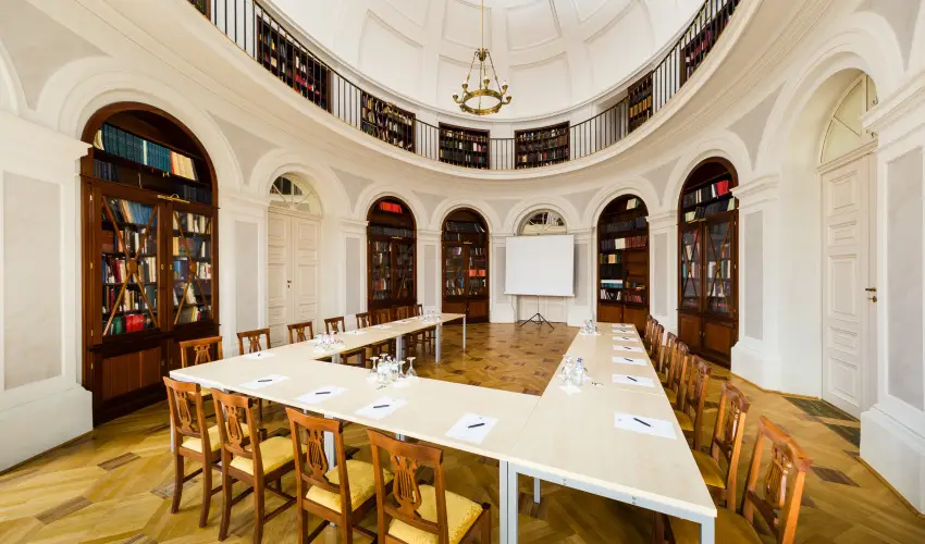 Krolyi Kastly Hotel & Restaurant  Fehrvrcsurg - Oktber 23. - specilis elrefizetssel