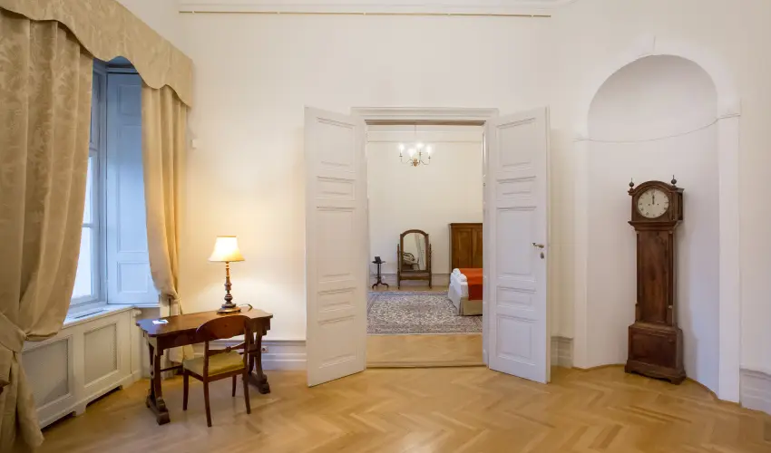 Krolyi Kastly Hotel & Restaurant  Fehrvrcsurg - Oktber 23. - specilis elrefizetssel