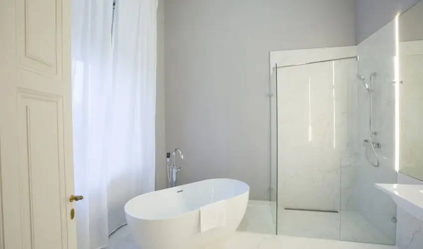 Krolyi Kastly Hotel & Restaurant  Fehrvrcsurg - Oktber 23. - specilis elrefizetssel