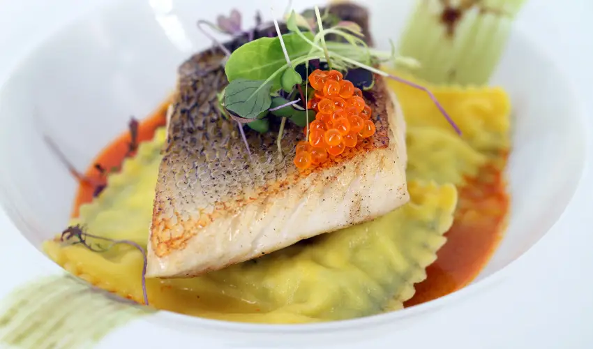 Krolyi Kastly Hotel & Restaurant  Fehrvrcsurg - Oktber 23. - specilis elrefizetssel