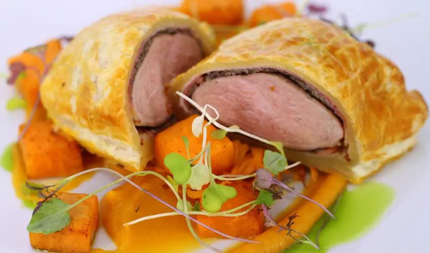 Krolyi Kastly Hotel & Restaurant  Fehrvrcsurg - Oktber 23. - specilis elrefizetssel