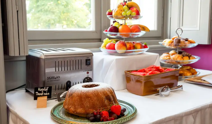 Krolyi Kastly Hotel & Restaurant  Fehrvrcsurg - Oktber 23. - specilis elrefizetssel