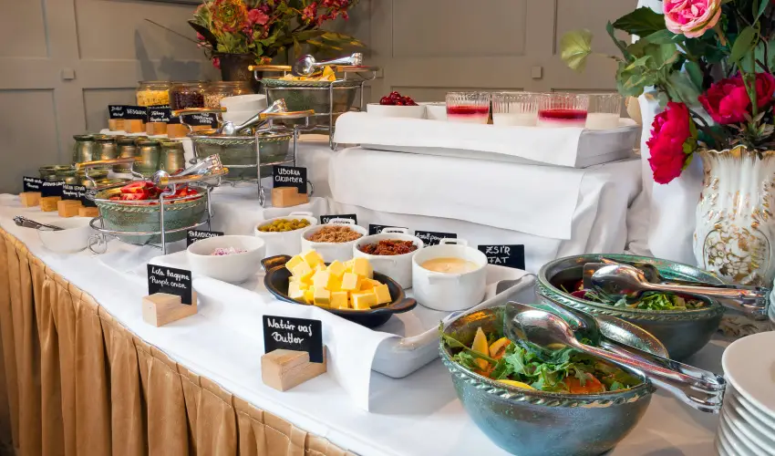 Krolyi Kastly Hotel & Restaurant  Fehrvrcsurg - Oktber 23. - specilis elrefizetssel