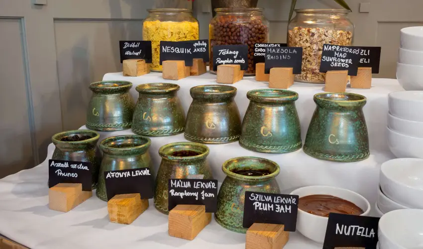 Krolyi Kastly Hotel & Restaurant  Fehrvrcsurg - Oktber 23. - specilis elrefizetssel