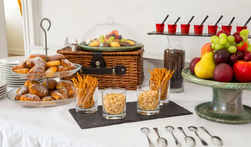 Krolyi Kastly Hotel & Restaurant  Fehrvrcsurg - Oktber 23. - specilis elrefizetssel