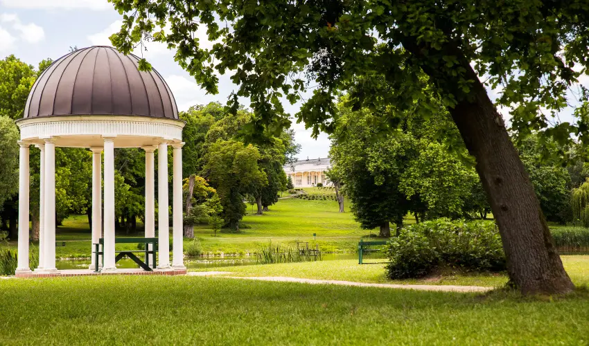 Krolyi Kastly Hotel & Restaurant  Fehrvrcsurg - Oktber 23. - specilis elrefizetssel