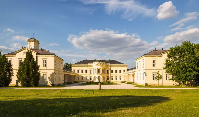 Krolyi Kastly Hotel & Restaurant  Fehrvrcsurg - Oktber 23. - specilis elrefizetssel