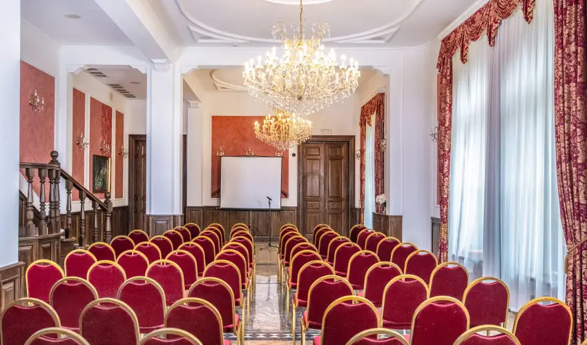 Kastlyhotel Sasvr Pardsasvr - Oktber 23. (min. 3 j)