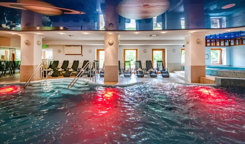 Kastlyhotel Sasvr Pardsasvr - Oktber 23. (min. 3 j)