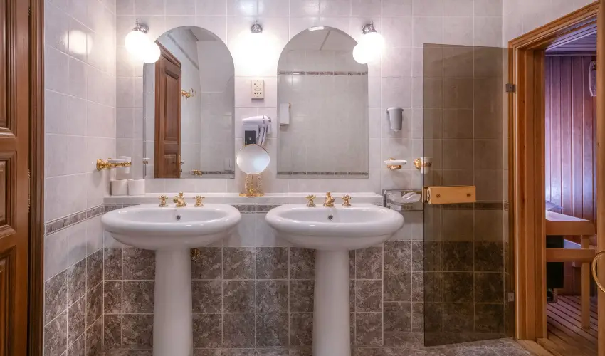 Kastlyhotel Sasvr Pardsasvr - Oktber 23. (min. 3 j)