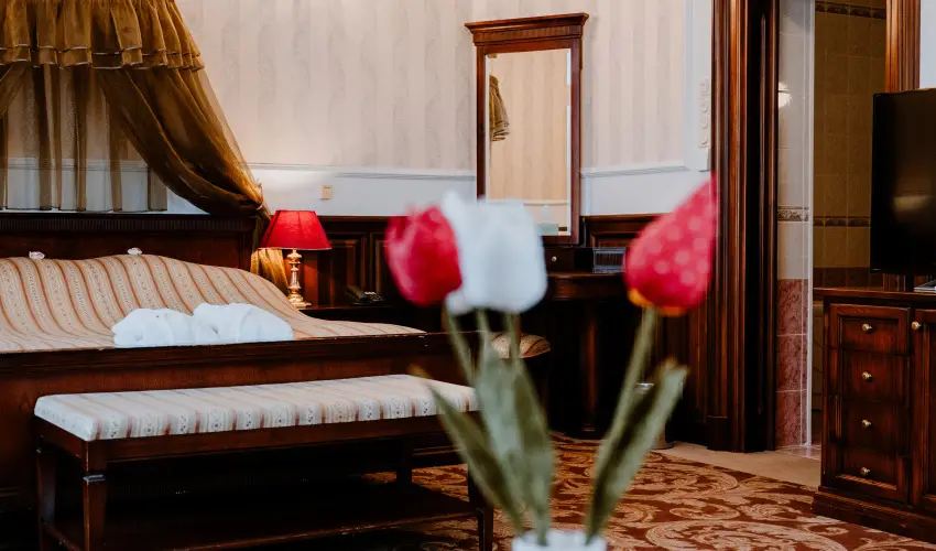 Kastlyhotel Sasvr Pardsasvr - Oktber 23. (min. 3 j)