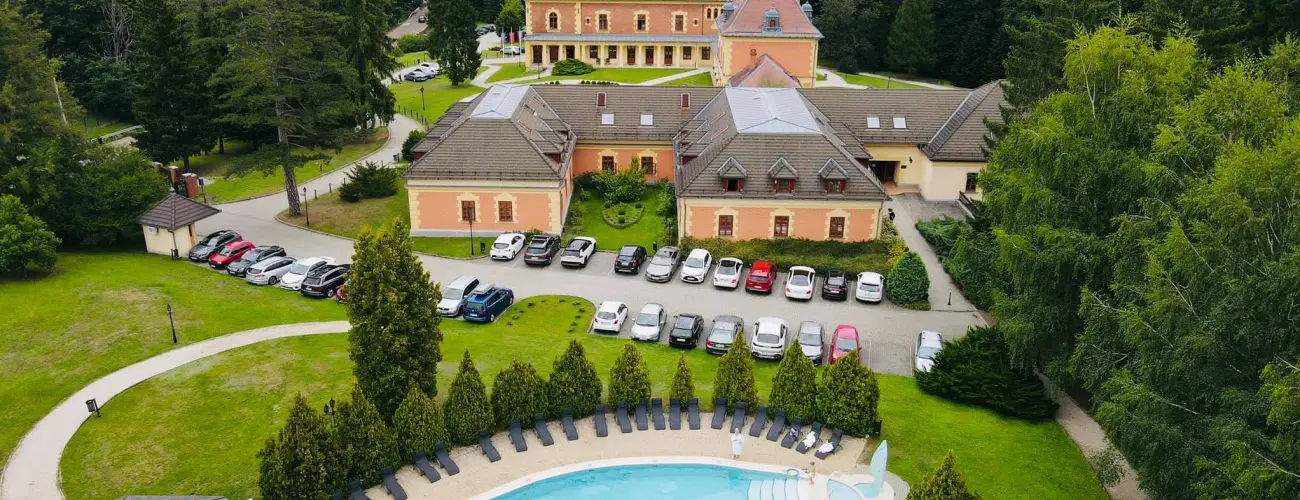 Kastlyhotel Sasvr Pardsasvr - Oktber 23. (min. 3 j)