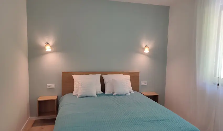 Kat�ng Vend�gh�z Tardos - Okt�ber 23. (min. 2 �j)