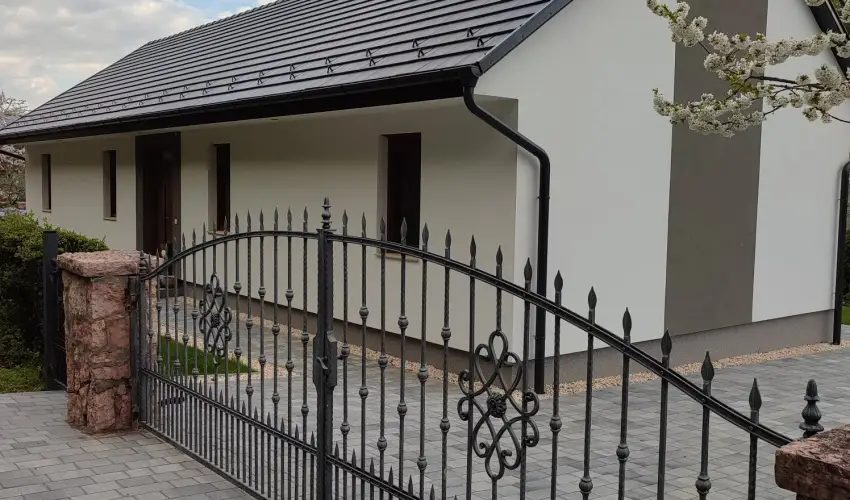 Kat�ng Vend�gh�z Tardos - Okt�ber 23. (min. 2 �j)