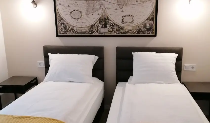 Kat�ng Vend�gh�z Tardos - Okt�ber 23. (min. 2 �j)